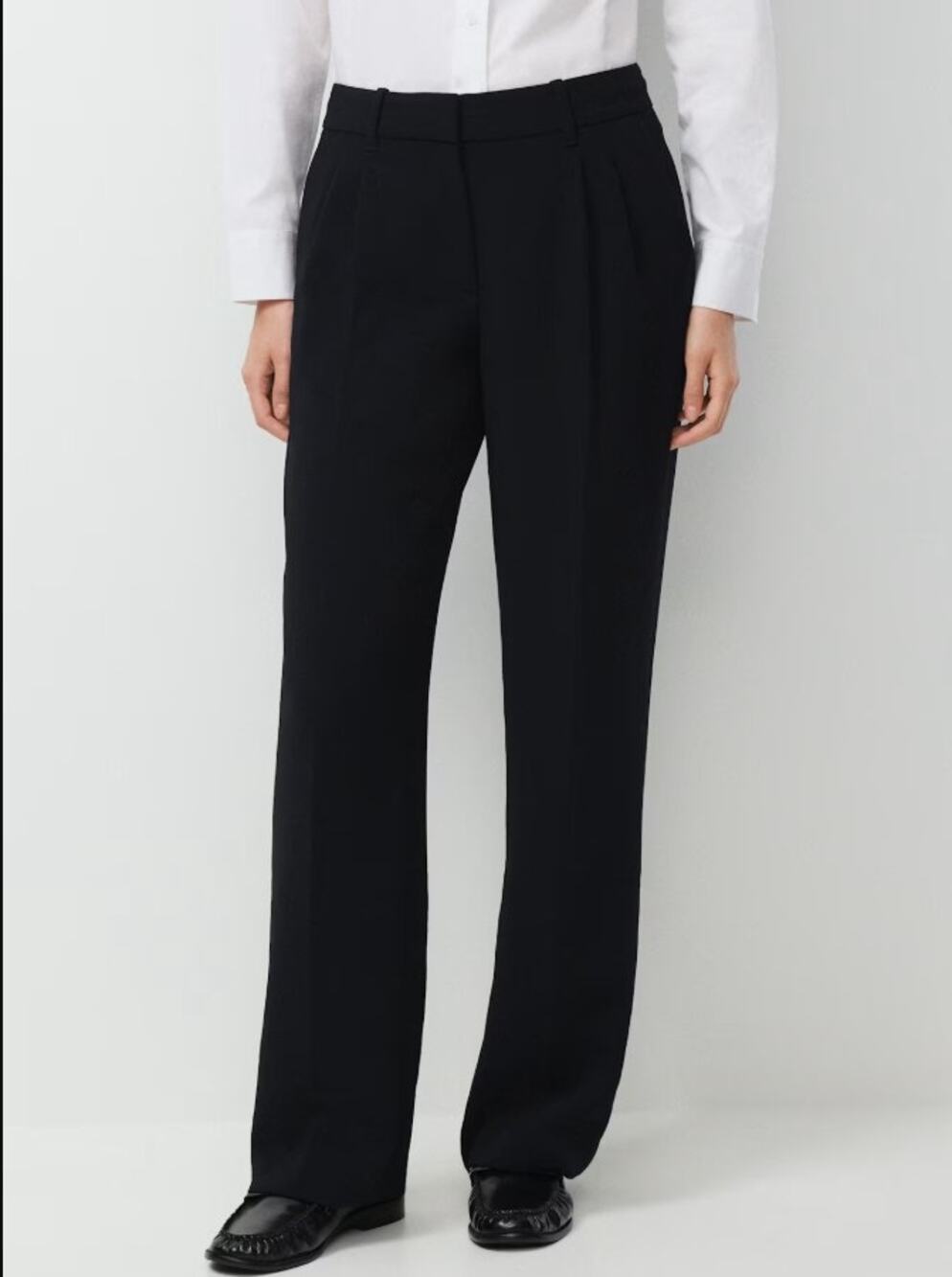 NWT Aritzia The Effortless Pant Lo-Rise Crepette Black 10 Career Work